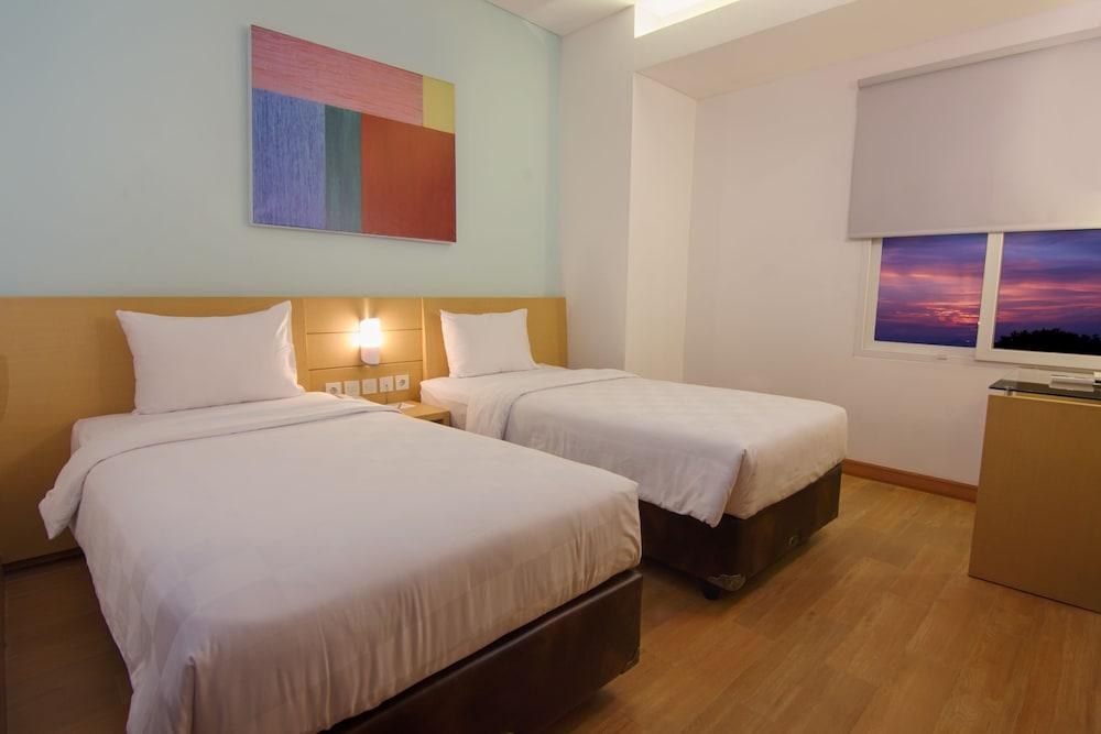 Hotel 88 Kopo Bandung by WH photo 2
