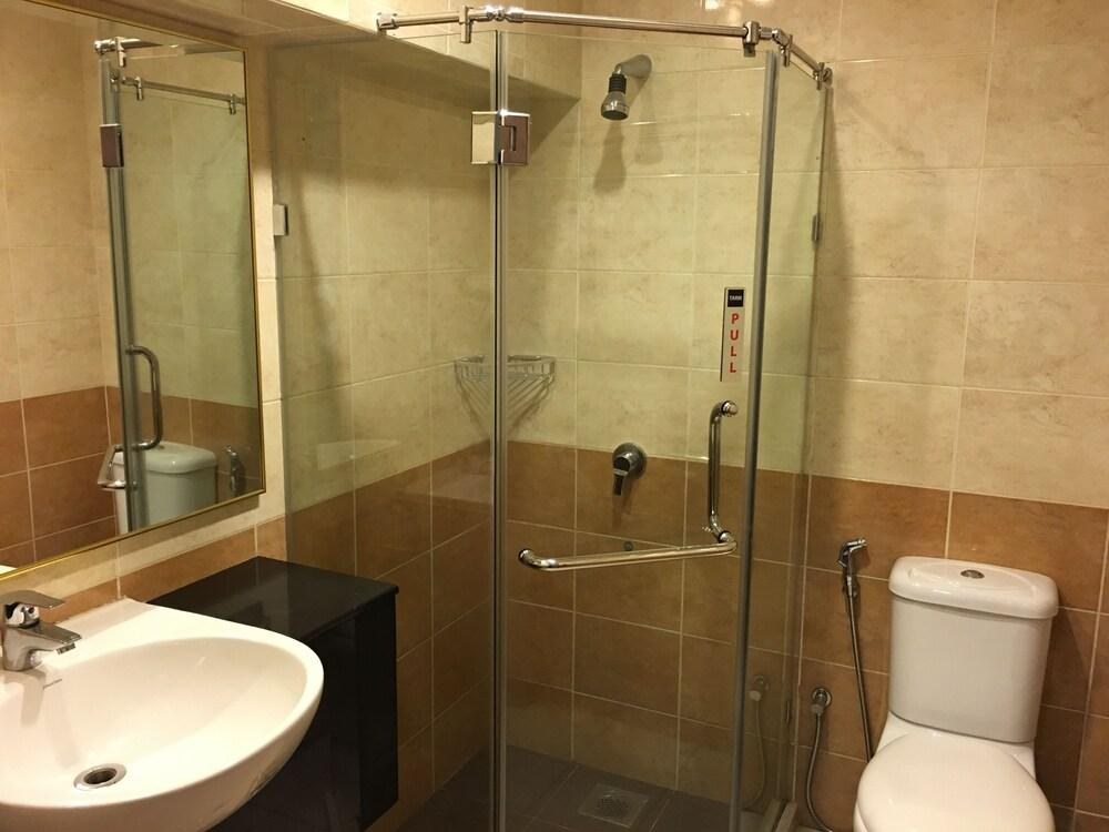 Hotel Lintas Plaza photo 3