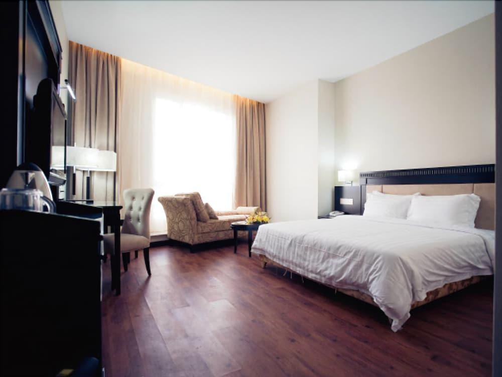 Hotel S. Damansara