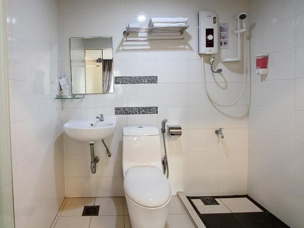 Hotel JSL photo 3