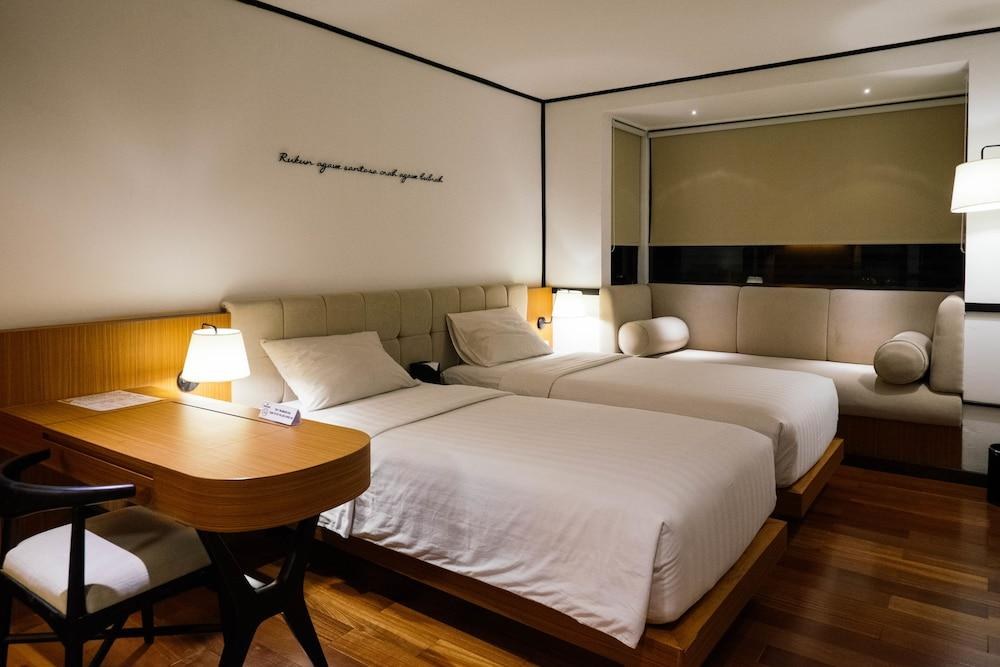 Hotel Namin photo 2