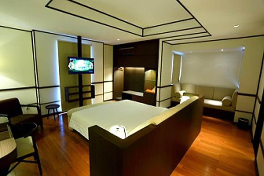 Hotel Namin photo 4