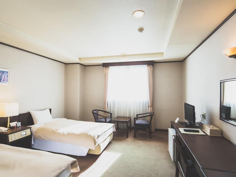 Hotel Karuizawa Elegance photo 1