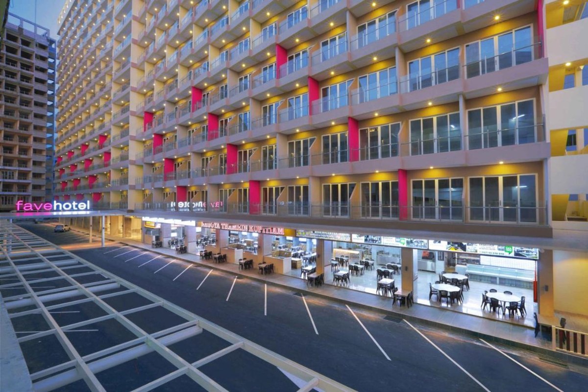 FAVEHOTEL NAGOYA BATAM