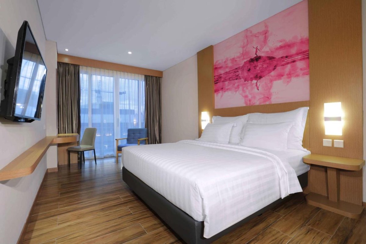 FAVEHOTEL NAGOYA BATAM photo 1