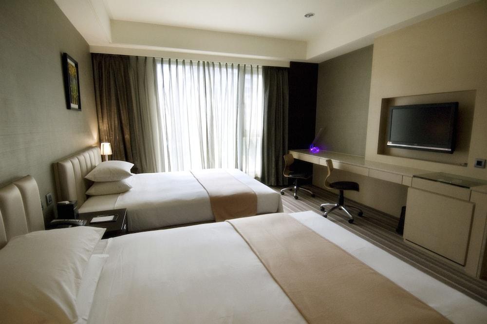 Urban Hotel 33 photo 1