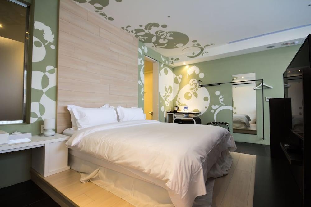 No. 9 Hotel photo 2