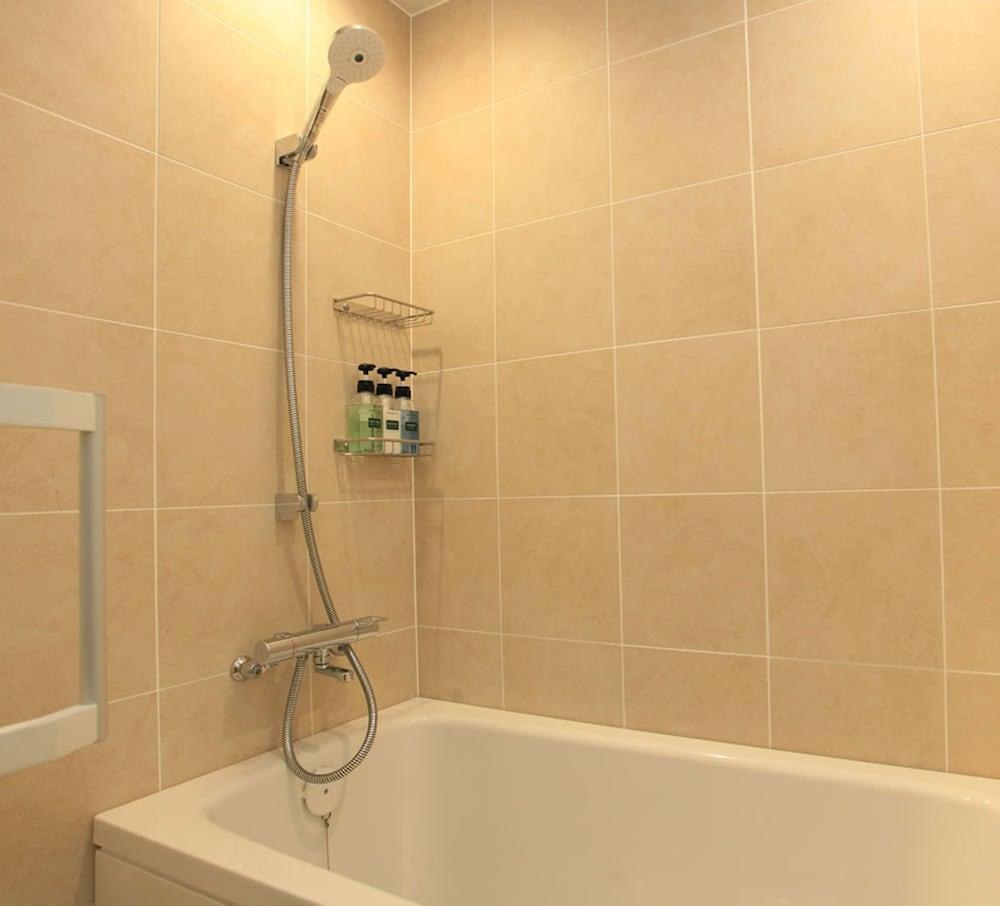 Urban Hotel Kyoto Shijo Premium photo 3