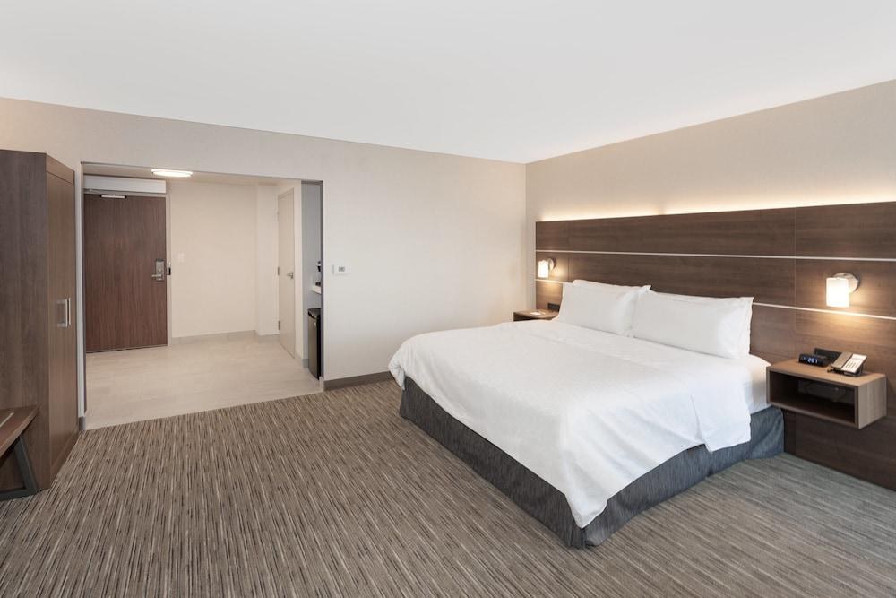 Holiday Inn Express & Suites Downtown Ottawa East by IHG photo 2