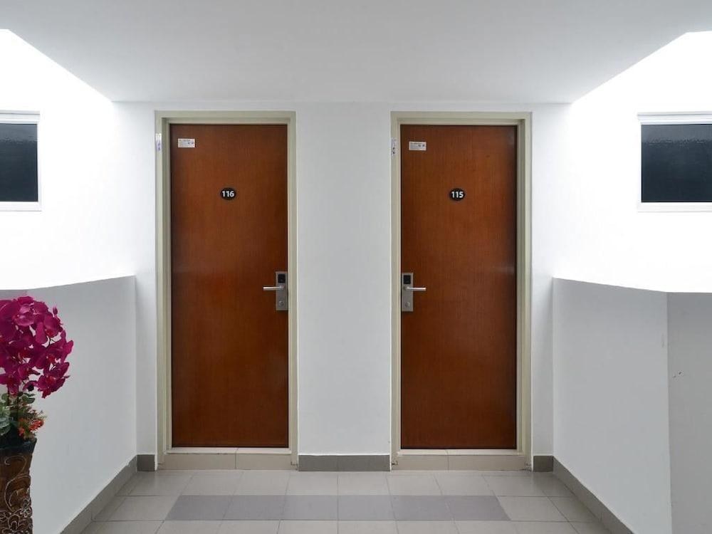Aster Hotel Bukit Jalil photo 3
