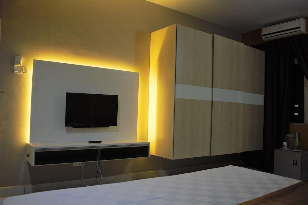 Aeon Tebrau Apartment Johor Bahru