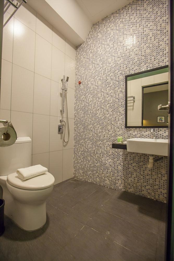 Bzz Hotel photo 3