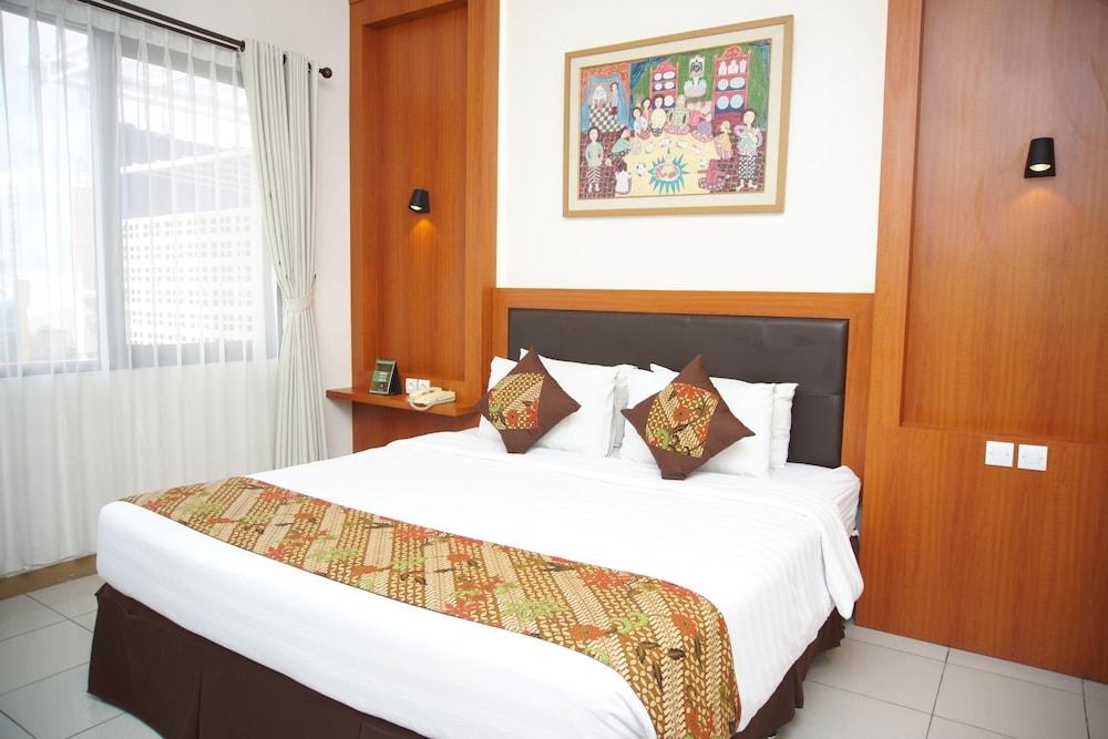 Griya Sentana  Jogjakarta Hotel