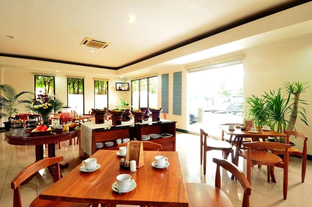 Griya Sentana  Jogjakarta Hotel photo 3