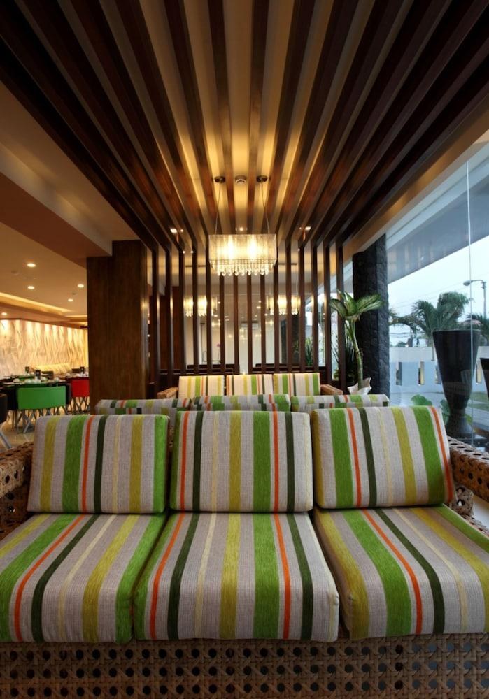 Sun Royal Hotel (ex 7 Days Premium Kuta Bali) photo 1