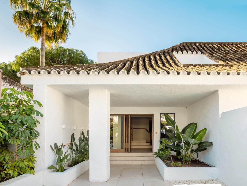 ANFITRION VILLAS SUITES MARBELLA photo 2