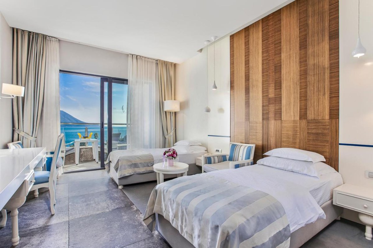 BRACERA HOTEL BUDVA photo 2