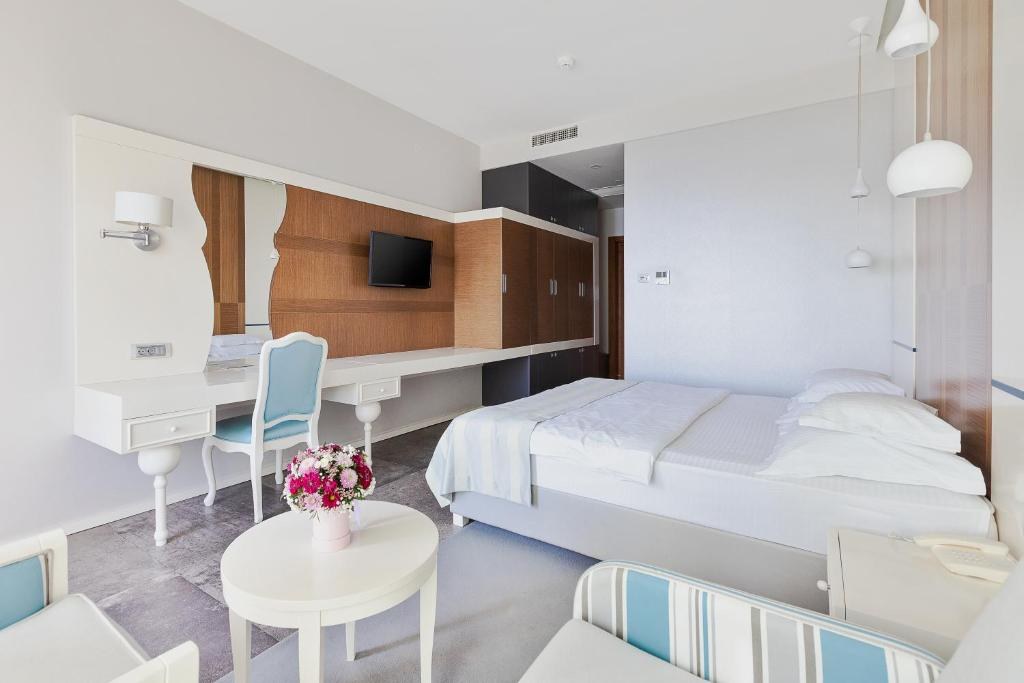 BRACERA HOTEL BUDVA photo 4