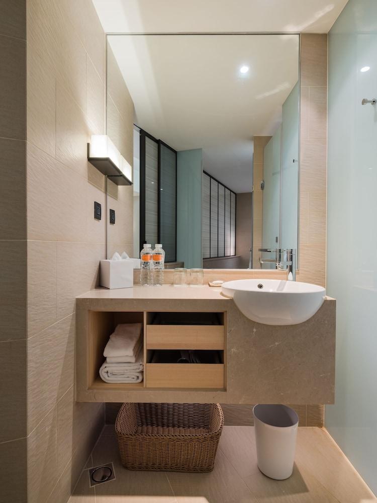 HOTEL COZZI Zhongshan Kaohsiung photo 3
