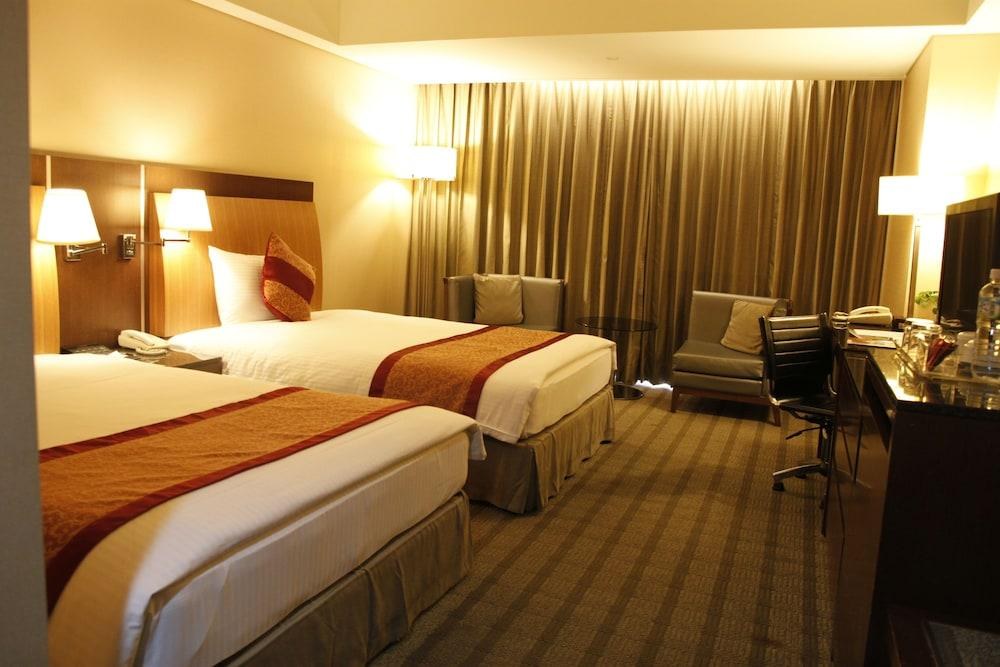 Evergreen Plaza Hotel Tainan photo 2