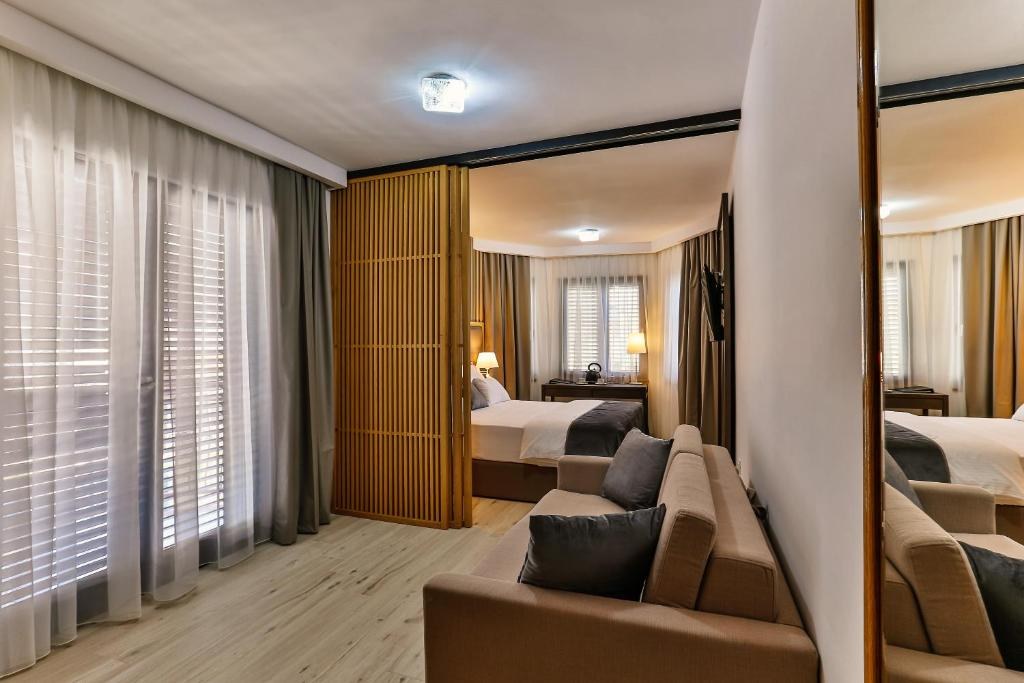 VILLA DVOR KORNIC BUDVA photo 3