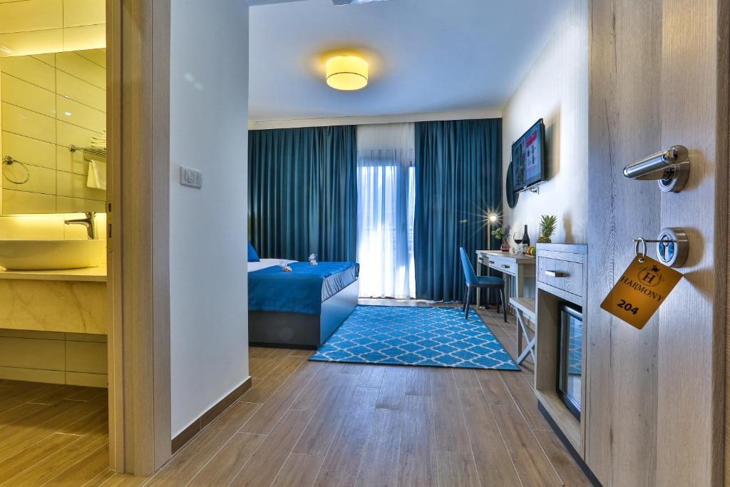 HARMONY HOTEL PETROVAC photo 1