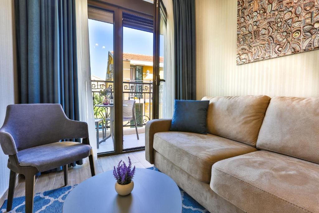 HARMONY HOTEL PETROVAC photo 2