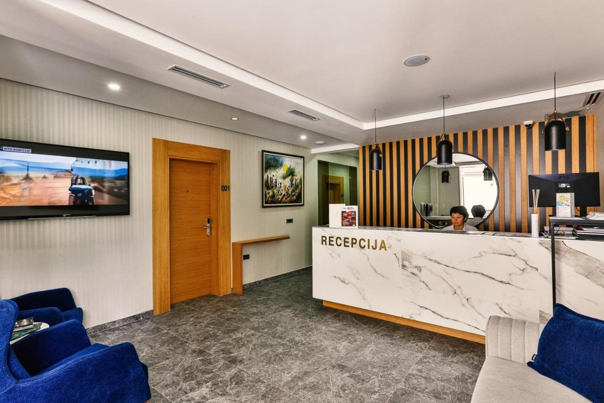 LUSSO MARE HOTEL BECICI photo 1