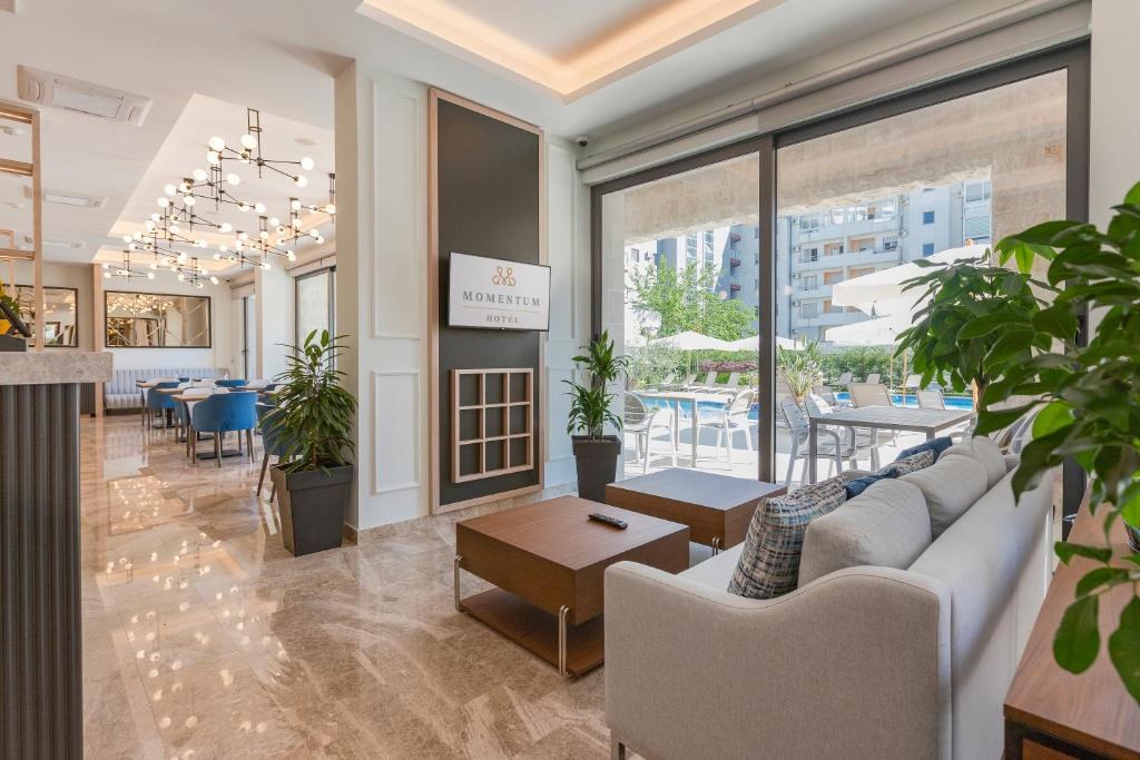 MOMENTUM HOTEL BUDVA photo 2