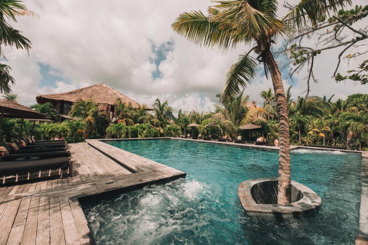 RADHOO TULUM