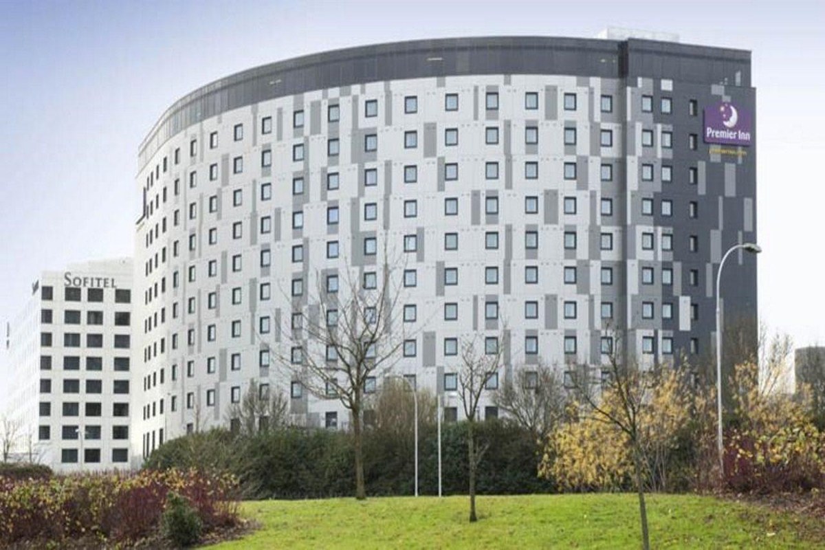 Premier Inn London Gatwick Airport photo 2