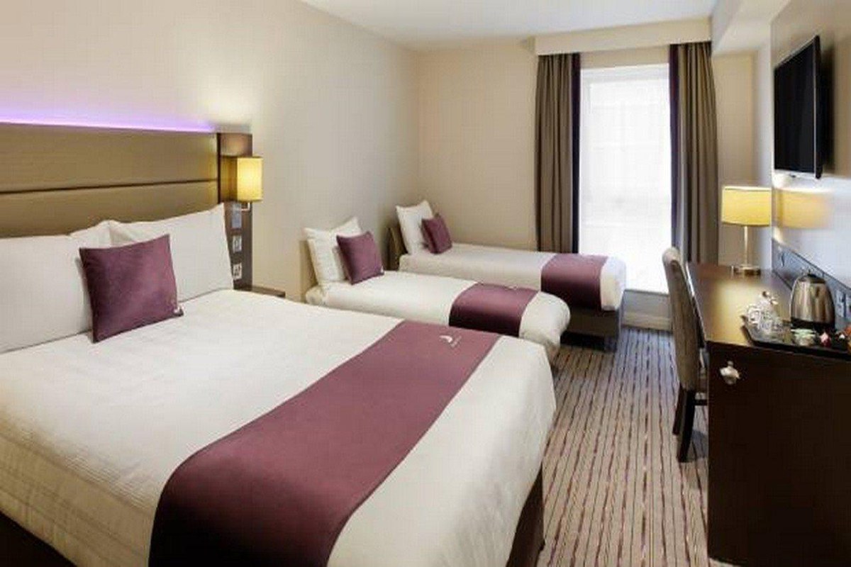 Premier Inn Manchester Trafford Centre Nth photo 3