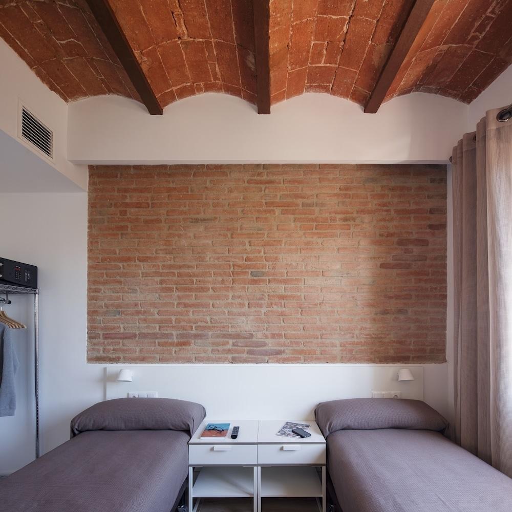 Hotel Sagrada Familia Apartments photo 2