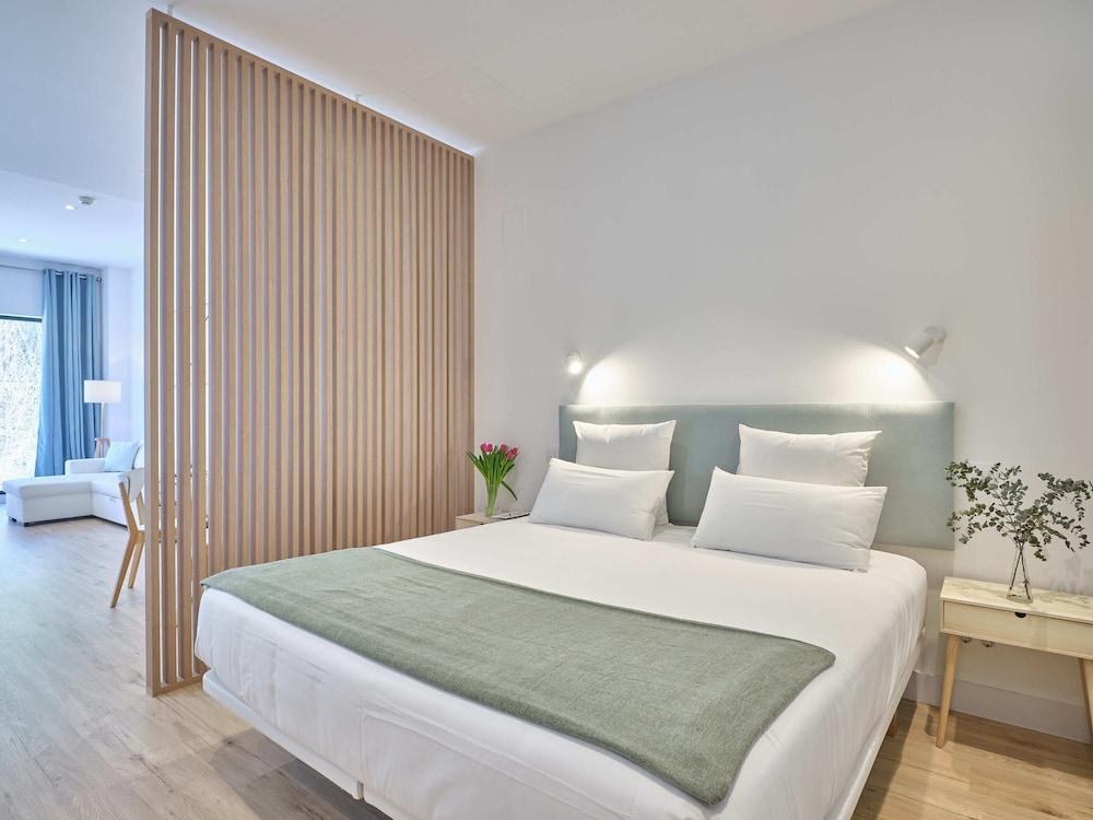 Paseo Suites Hotel photo 1