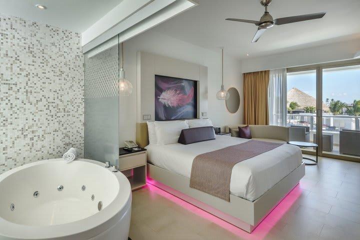 Royalton CHIC Punta Cana, An Autograph Collection All-Inclusive Resort & Casino ¿ Adults Only photo 4