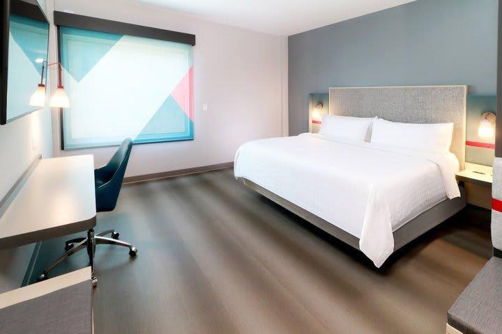 Avid Hotels Tijuana Otay, an IHG Hotel photo 2