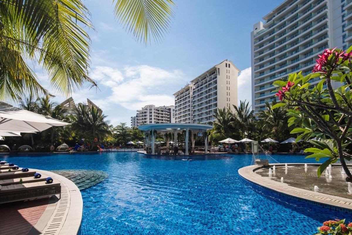 Ramada Plaza by Wyndham Sanya Bay photo 1