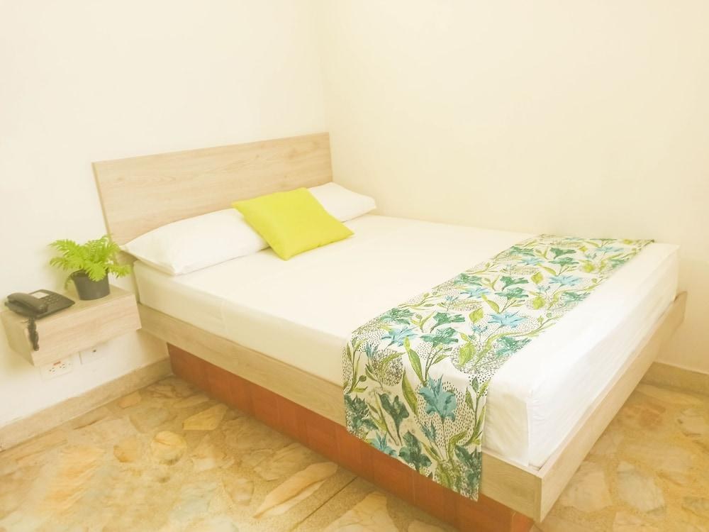 Hotel Macedonia Plaza Medellin