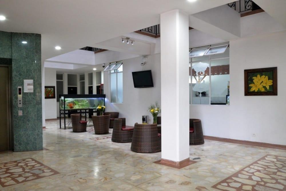 Hotel Macedonia Plaza Medellin photo 1