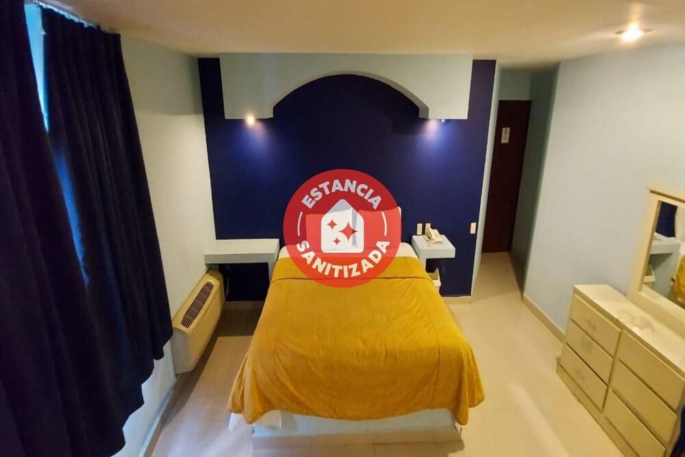 Capital O Hotel Diro, Monterrey
