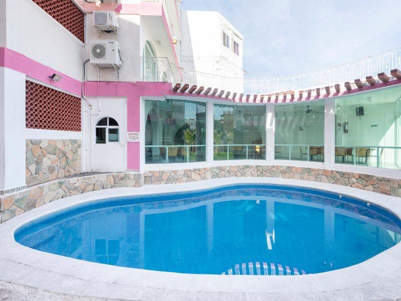 Capital O Hotel El Mejicano photo 1