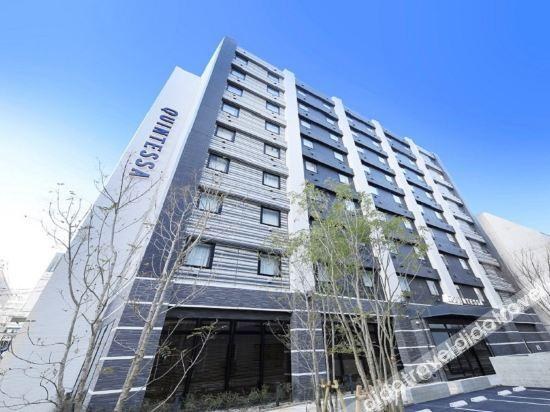Quintessa Hotel Fukuoka Tenjin Comic & Books photo 1
