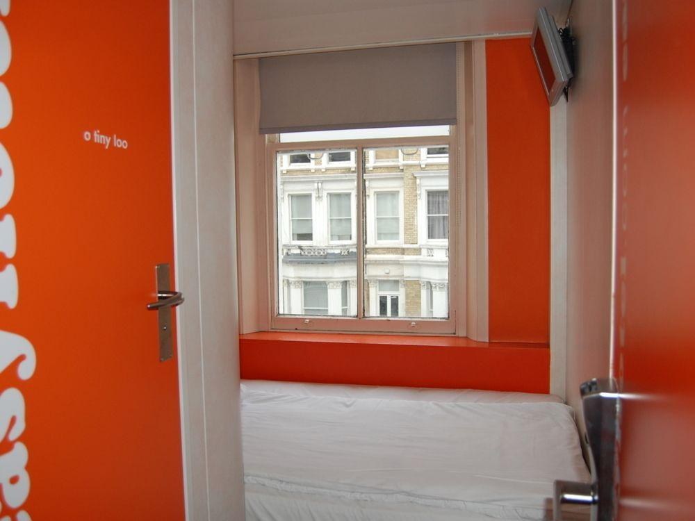 Easyhotel South Kensington photo 3
