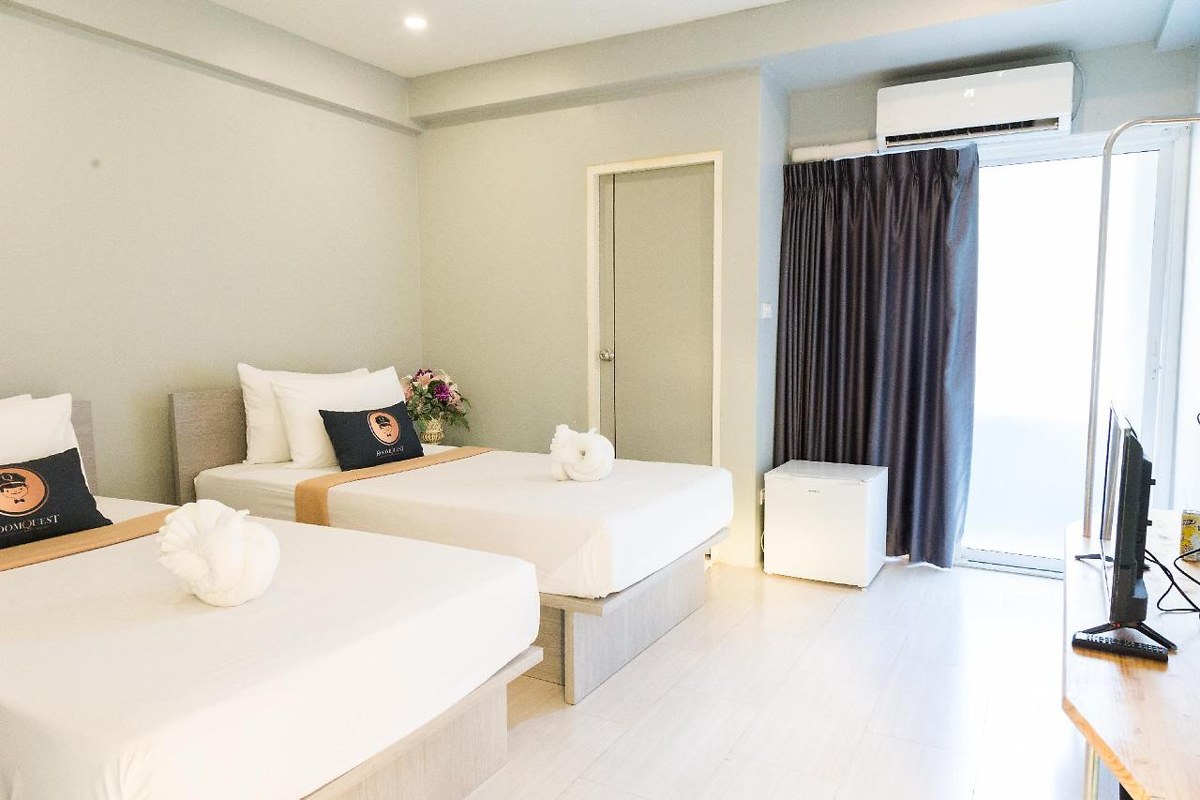 RoomQuest Don Muang Airport