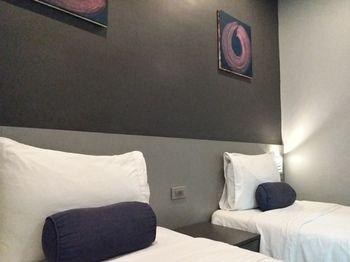 Leez Inn Malate photo 4
