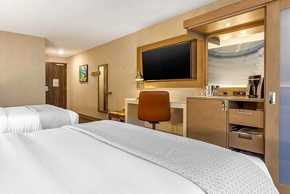 Cambria Hotel Milwaukee Downtown photo 3