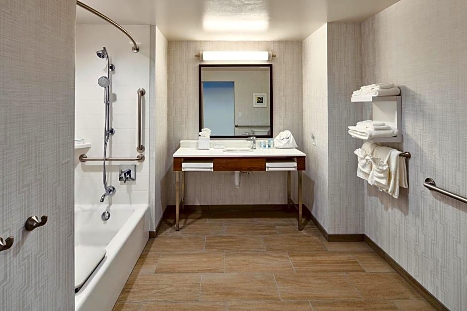 Hampton Inn By Hilton & Suites Sacramento at CSUS photo 1