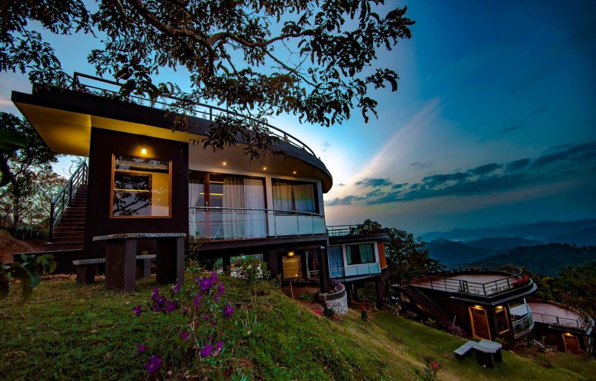 HAZE AND KITES RESORT