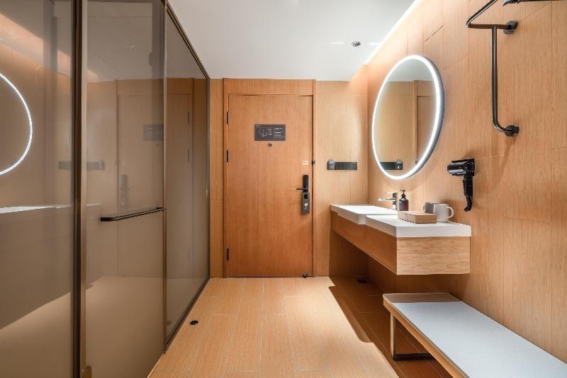 JI Hotel Guangzhou Tianhe East Railway Station photo 4