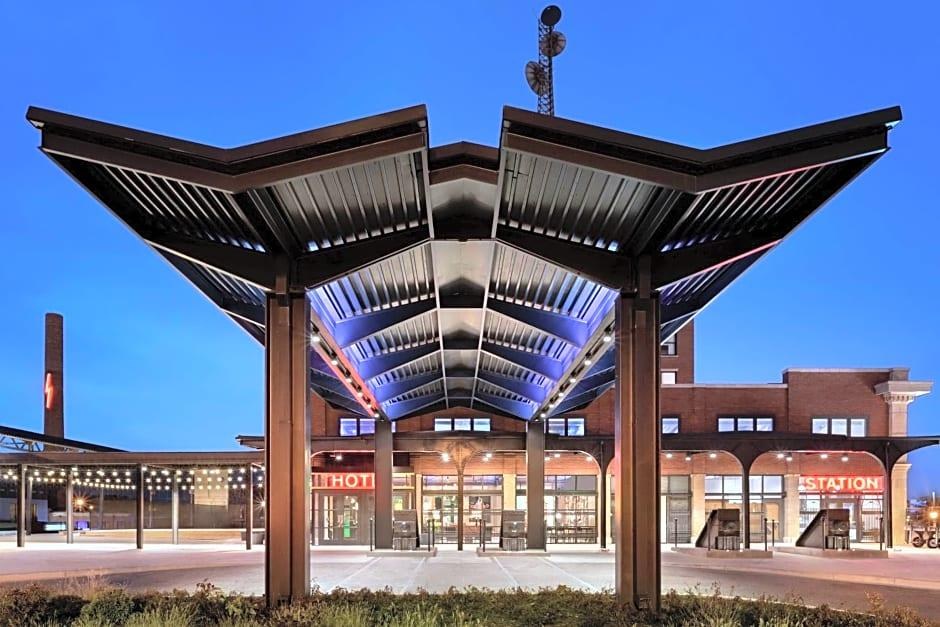 The Central Station Memphis, Curio Collection by Hilton photo 2